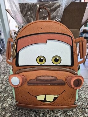 Disney/Pixar Cars MATER